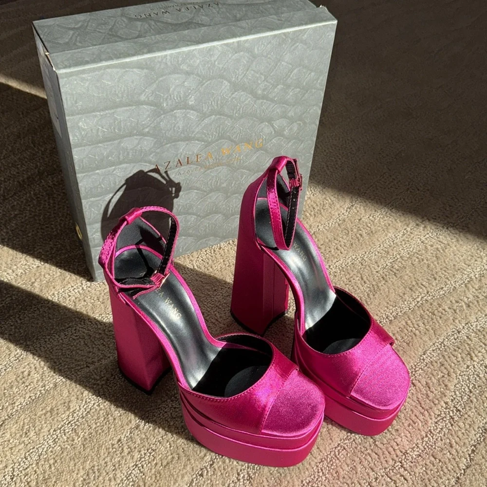 Azalea‎ Wang Talk About It Chunky Sandals